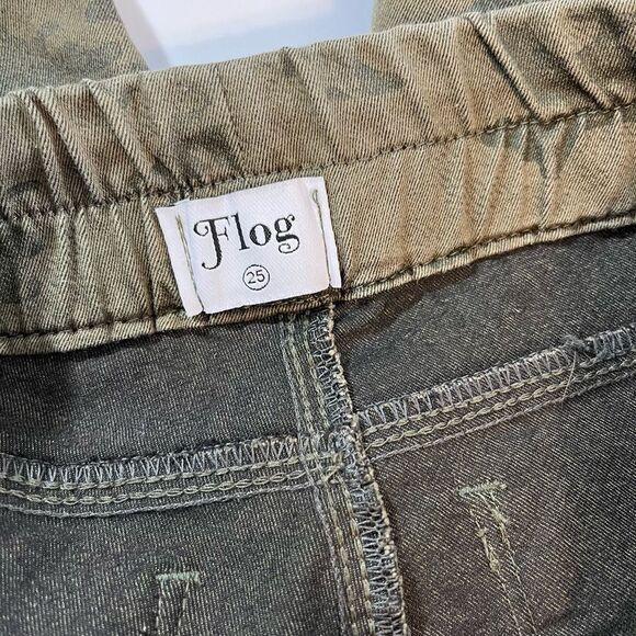 Bevy Flog - Shely Drawstring Pants - Green Camo - Picture 5 of 8